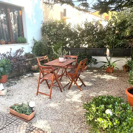 Casa Aurora * סאן תאודורו
