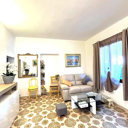 Casa Aurora דירה